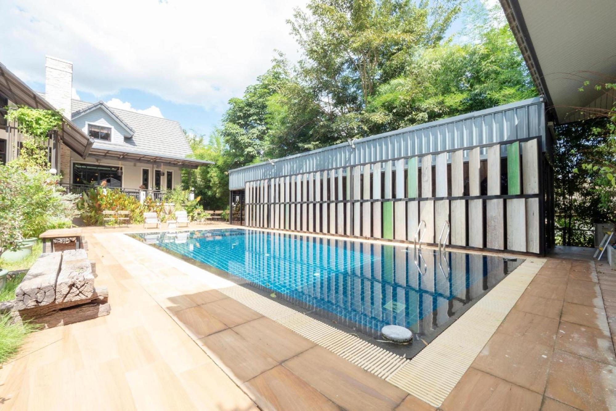 Capital O 75378 Thawapee Resort Rayong Bagian luar foto